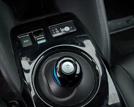 Белый Ниссан Лиф, объемом двигателя 0 л и пробегом 63 тыс. км за 6231 $, фото 12 на Automoto.ua