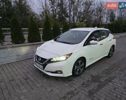 Білий Ніссан Ліф, об'ємом двигуна 0 л та пробігом 90 тис. км за 10000 $, фото 12 на Automoto.ua