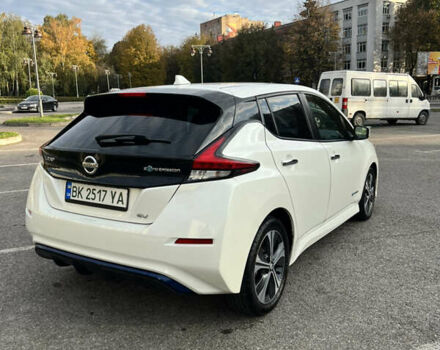 Білий Ніссан Ліф, об'ємом двигуна 0 л та пробігом 58 тис. км за 13499 $, фото 6 на Automoto.ua