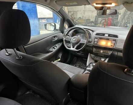 Білий Ніссан Ліф, об'ємом двигуна 0 л та пробігом 37 тис. км за 12500 $, фото 7 на Automoto.ua