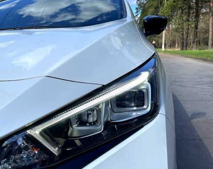 Білий Ніссан Ліф, об'ємом двигуна 0 л та пробігом 140 тис. км за 13000 $, фото 1 на Automoto.ua