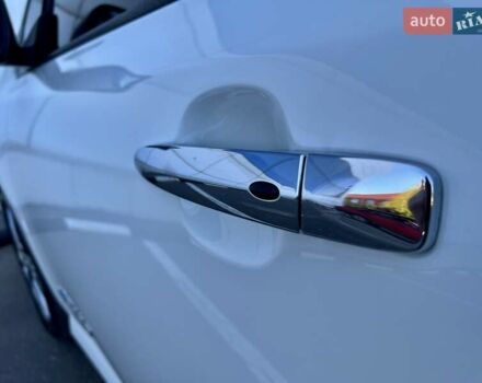 Белый Ниссан Лиф, объемом двигателя 0 л и пробегом 77 тыс. км за 12500 $, фото 14 на Automoto.ua