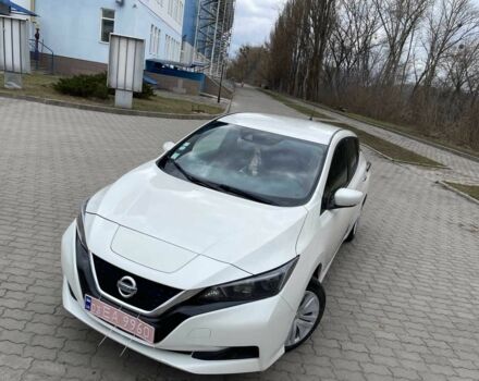 Белый Ниссан Лиф, объемом двигателя 0 л и пробегом 70 тыс. км за 12700 $, фото 4 на Automoto.ua