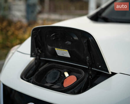 Белый Ниссан Лиф, объемом двигателя 0 л и пробегом 108 тыс. км за 13900 $, фото 12 на Automoto.ua