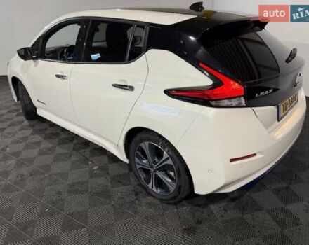 Белый Ниссан Лиф, объемом двигателя 0 л и пробегом 132 тыс. км за 12999 $, фото 13 на Automoto.ua