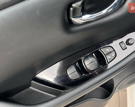 Белый Ниссан Лиф, объемом двигателя 0 л и пробегом 114 тыс. км за 12950 $, фото 35 на Automoto.ua