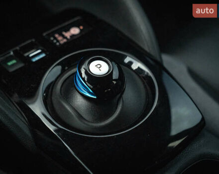 Белый Ниссан Лиф, объемом двигателя 0 л и пробегом 108 тыс. км за 13900 $, фото 42 на Automoto.ua