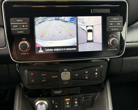 Білий Ніссан Ліф, об'ємом двигуна 0 л та пробігом 150 тис. км за 10400 $, фото 24 на Automoto.ua