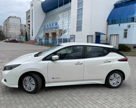 Белый Ниссан Лиф, объемом двигателя 0 л и пробегом 70 тыс. км за 12700 $, фото 2 на Automoto.ua