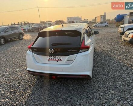 Белый Ниссан Лиф, объемом двигателя 0 л и пробегом 33 тыс. км за 16400 $, фото 2 на Automoto.ua