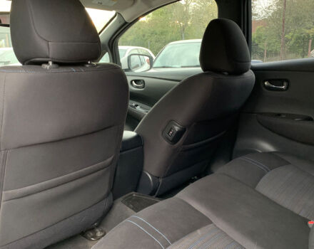 Білий Ніссан Ліф, об'ємом двигуна 40 л та пробігом 80 тис. км за 12800 $, фото 16 на Automoto.ua