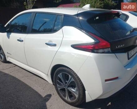 Білий Ніссан Ліф, об'ємом двигуна 0 л та пробігом 90 тис. км за 10000 $, фото 16 на Automoto.ua