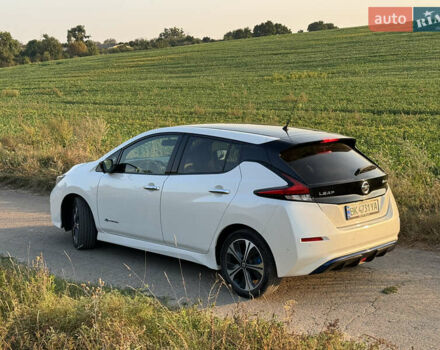 Белый Ниссан Лиф, объемом двигателя 0 л и пробегом 200 тыс. км за 12000 $, фото 3 на Automoto.ua