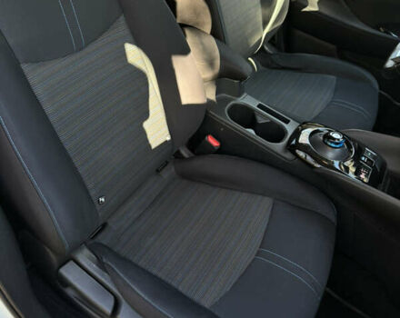 Белый Ниссан Лиф, объемом двигателя 0 л и пробегом 116 тыс. км за 11800 $, фото 62 на Automoto.ua