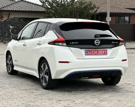 Белый Ниссан Лиф, объемом двигателя 0 л и пробегом 35 тыс. км за 13450 $, фото 5 на Automoto.ua