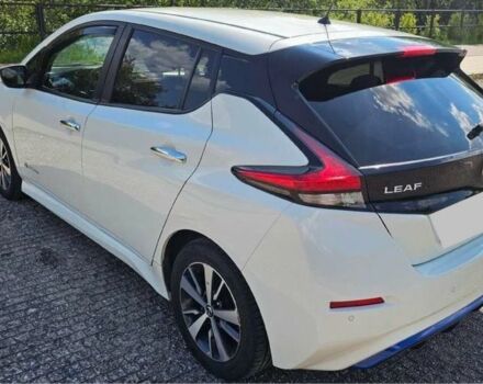 Белый Ниссан Лиф, объемом двигателя 0 л и пробегом 113 тыс. км за 7700 $, фото 4 на Automoto.ua