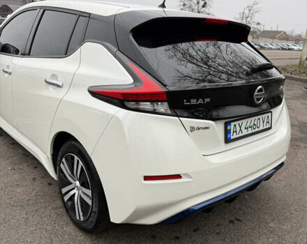 Белый Ниссан Лиф, объемом двигателя 0 л и пробегом 58 тыс. км за 13500 $, фото 14 на Automoto.ua