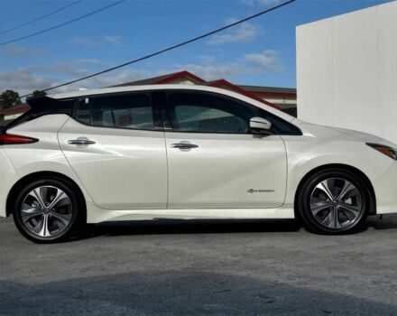 Белый Ниссан Лиф, объемом двигателя 0 л и пробегом 44 тыс. км за 9500 $, фото 2 на Automoto.ua