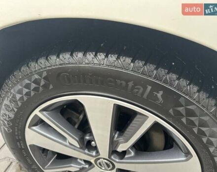 Белый Ниссан Лиф, объемом двигателя 0 л и пробегом 108 тыс. км за 11200 $, фото 8 на Automoto.ua