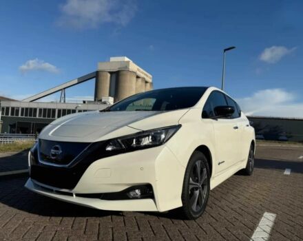 Белый Ниссан Лиф, объемом двигателя 0 л и пробегом 34 тыс. км за 8000 $, фото 2 на Automoto.ua