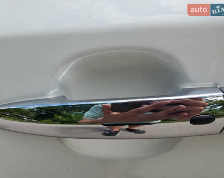 Білий Ніссан Ліф, об'ємом двигуна 0 л та пробігом 38 тис. км за 18300 $, фото 28 на Automoto.ua