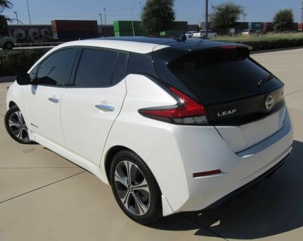 Білий Ніссан Ліф, об'ємом двигуна 0 л та пробігом 39 тис. км за 10500 $, фото 3 на Automoto.ua