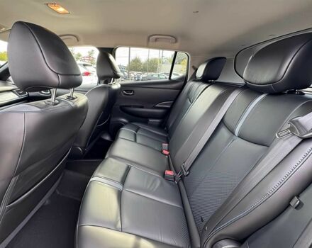 Белый Ниссан Лиф, объемом двигателя 0 л и пробегом 49 тыс. км за 9500 $, фото 12 на Automoto.ua