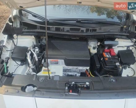 Белый Ниссан Лиф, объемом двигателя 0 л и пробегом 106 тыс. км за 16350 $, фото 41 на Automoto.ua