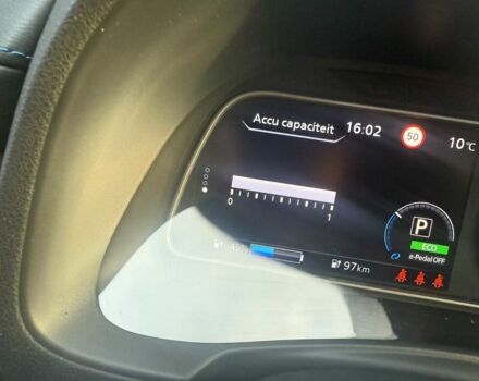 Белый Ниссан Лиф, объемом двигателя 0 л и пробегом 132 тыс. км за 12999 $, фото 4 на Automoto.ua