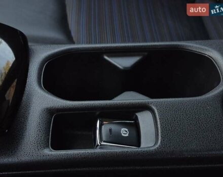 Белый Ниссан Лиф, объемом двигателя 0 л и пробегом 161 тыс. км за 13290 $, фото 31 на Automoto.ua