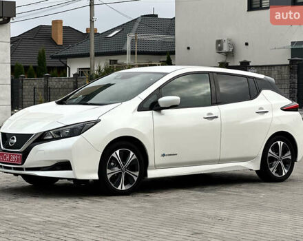 Белый Ниссан Лиф, объемом двигателя 0 л и пробегом 35 тыс. км за 12700 $, фото 12 на Automoto.ua