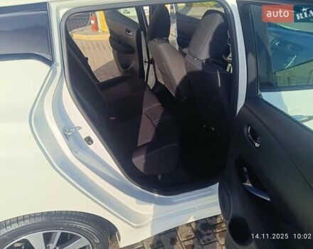 Білий Ніссан Ліф, об'ємом двигуна 0 л та пробігом 50 тис. км за 13500 $, фото 13 на Automoto.ua