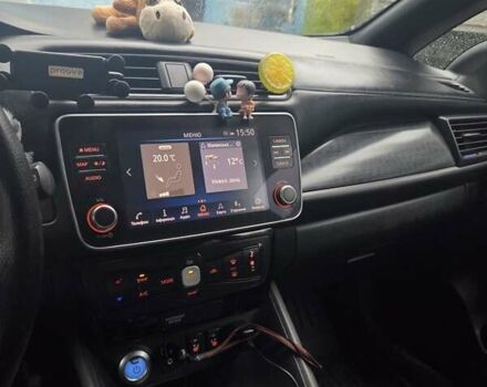 Белый Ниссан Лиф, объемом двигателя 0 л и пробегом 270 тыс. км за 13500 $, фото 1 на Automoto.ua