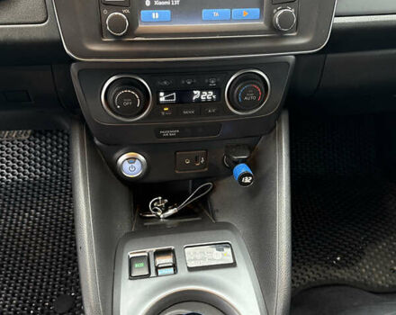 Белый Ниссан Лиф, объемом двигателя 0 л и пробегом 58 тыс. км за 13500 $, фото 27 на Automoto.ua