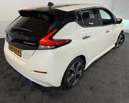 Белый Ниссан Лиф, объемом двигателя 0 л и пробегом 132 тыс. км за 12999 $, фото 10 на Automoto.ua