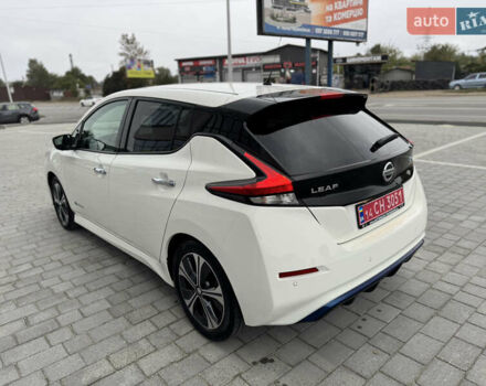 Белый Ниссан Лиф, объемом двигателя 0 л и пробегом 52 тыс. км за 13900 $, фото 12 на Automoto.ua