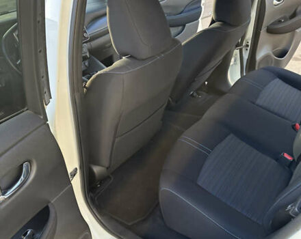 Белый Ниссан Лиф, объемом двигателя 0 л и пробегом 19 тыс. км за 16100 $, фото 18 на Automoto.ua