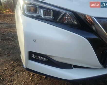 Белый Ниссан Лиф, объемом двигателя 0 л и пробегом 106 тыс. км за 16350 $, фото 10 на Automoto.ua