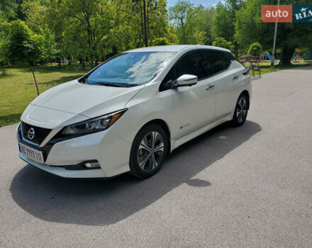 Білий Ніссан Ліф, об'ємом двигуна 0 л та пробігом 38 тис. км за 18300 $, фото 10 на Automoto.ua