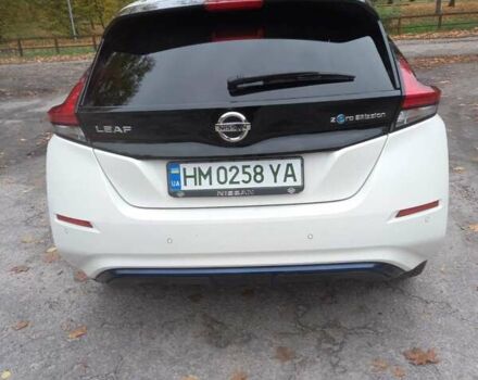 Білий Ніссан Ліф, об'ємом двигуна 0 л та пробігом 47 тис. км за 13700 $, фото 4 на Automoto.ua