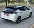 Белый Ниссан Лиф, объемом двигателя 0 л и пробегом 112 тыс. км за 12999 $, фото 2 на Automoto.ua