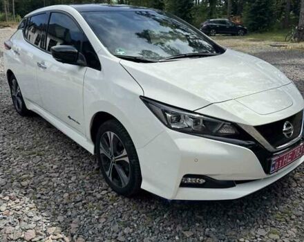 Белый Ниссан Лиф, объемом двигателя 0 л и пробегом 113 тыс. км за 14800 $, фото 15 на Automoto.ua