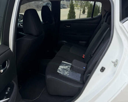 Білий Ніссан Ліф, об'ємом двигуна 0 л та пробігом 105 тис. км за 15100 $, фото 23 на Automoto.ua