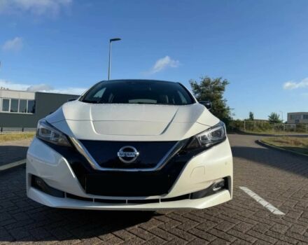 Белый Ниссан Лиф, объемом двигателя 0 л и пробегом 34 тыс. км за 8000 $, фото 1 на Automoto.ua