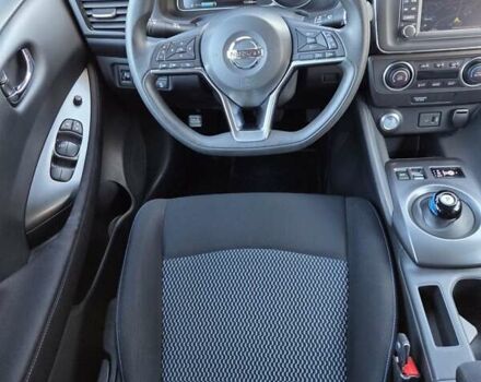 Білий Ніссан Ліф, об'ємом двигуна 0 л та пробігом 15 тис. км за 13400 $, фото 19 на Automoto.ua