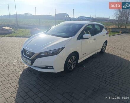 Білий Ніссан Ліф, об'ємом двигуна 0 л та пробігом 50 тис. км за 13500 $, фото 6 на Automoto.ua