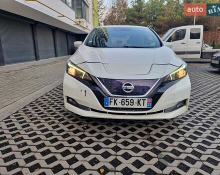 Белый Ниссан Лиф, объемом двигателя 0 л и пробегом 108 тыс. км за 10300 $, фото 10 на Automoto.ua