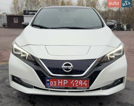 Белый Ниссан Лиф, объемом двигателя 0 л и пробегом 30 тыс. км за 15300 $, фото 1 на Automoto.ua