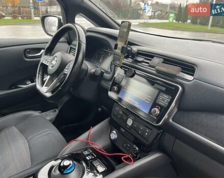 Белый Ниссан Лиф, объемом двигателя 0 л и пробегом 108 тыс. км за 11200 $, фото 10 на Automoto.ua