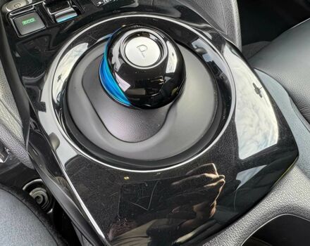 Белый Ниссан Лиф, объемом двигателя 0 л и пробегом 49 тыс. км за 9500 $, фото 11 на Automoto.ua